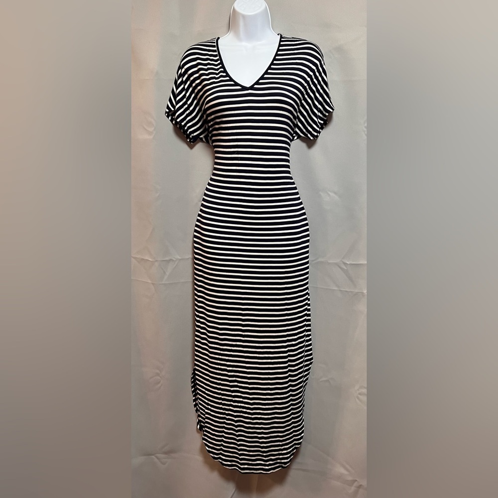 Alya Maxi Dress Size Small Navy‎ Blue Striped Shirt Dress